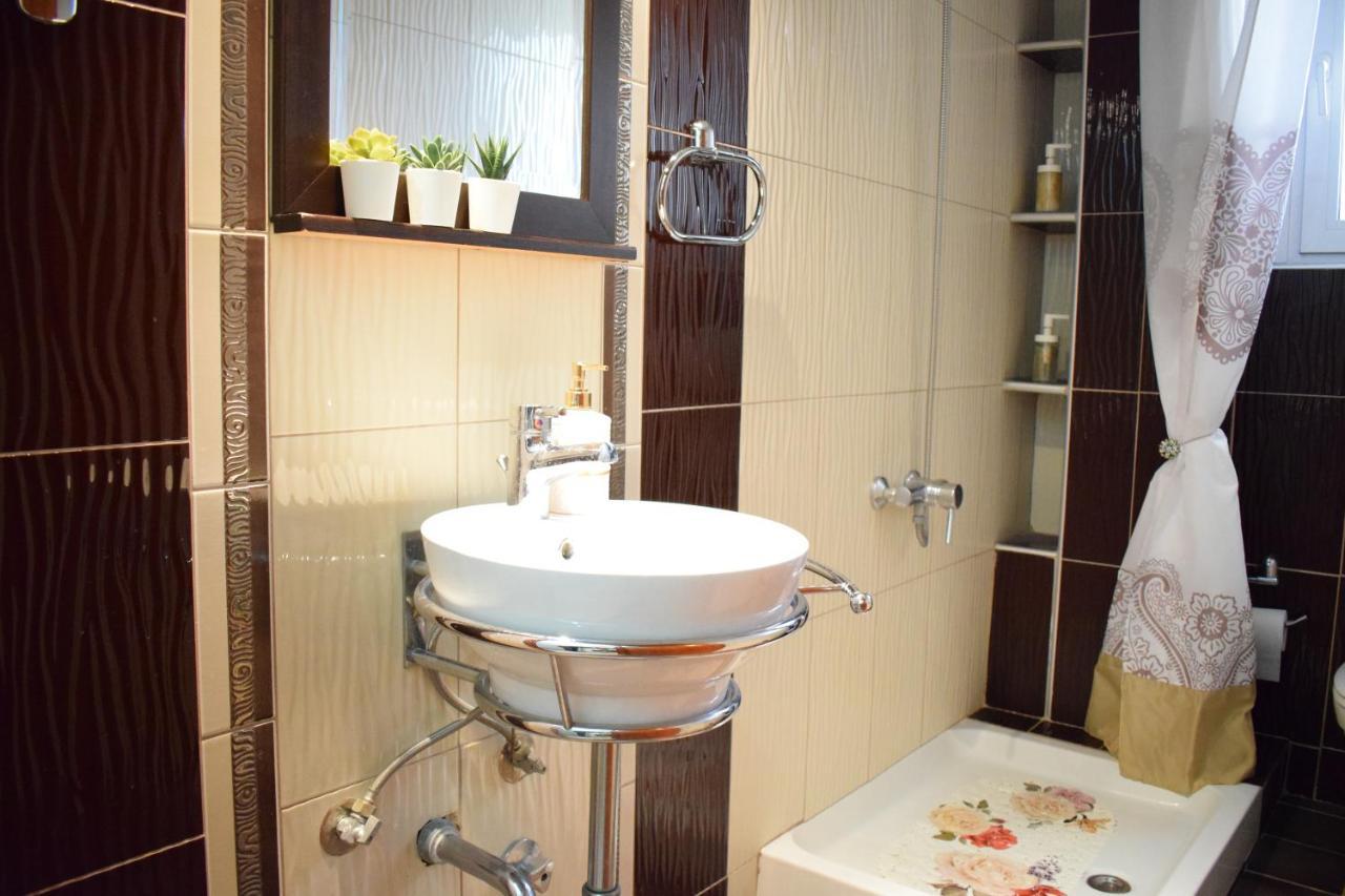 Five Stars In Trikala Apartment Luaran gambar